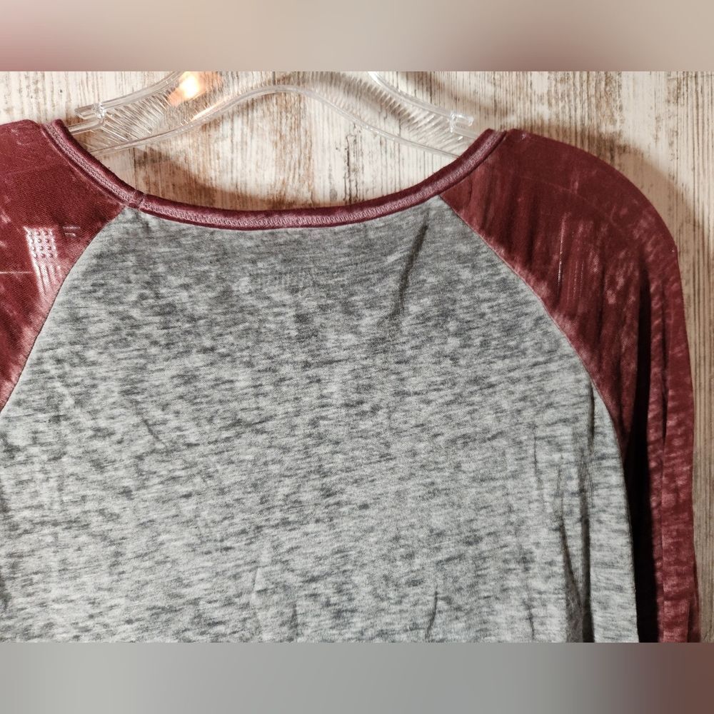 Peanuts Women's Gray and Maroon Snoopy Holiday Lights Long Sleeve Tee - Picture 7 of 7